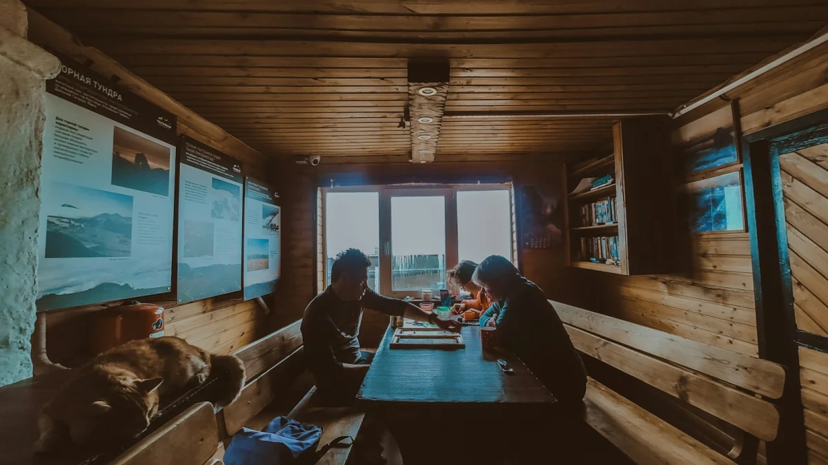 Snowdrift Cabin